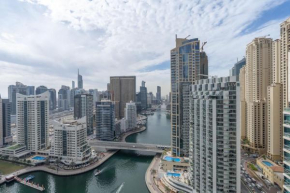 Classic 2 Bedroom Apartment in Park Island Fairfields with Marina Views